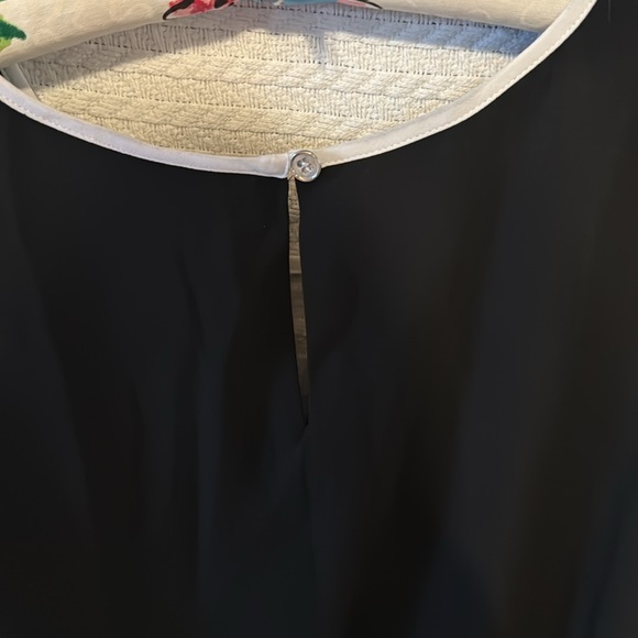 Lane Bryant white black dress made of polyester size 26/28 Excellent condition. - Picture 5 of 7